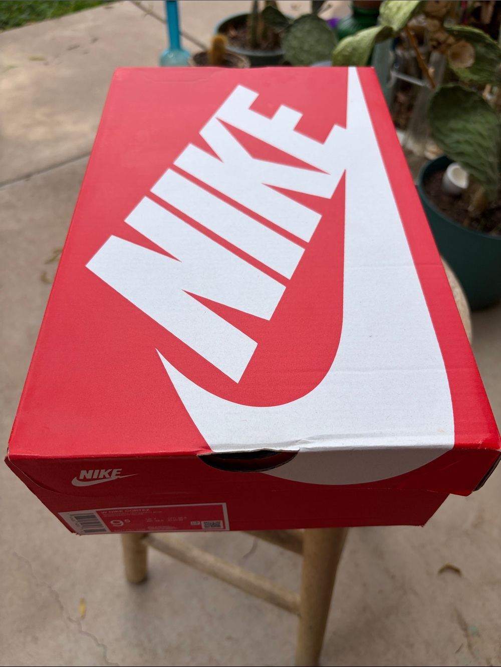 NIKE Cortez brand new 9.5